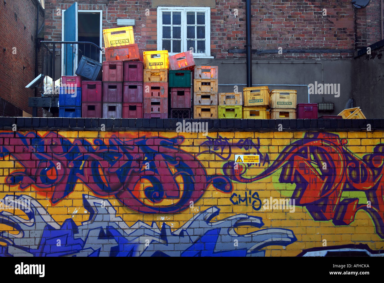 Graffiti in back street of Nottingham Stock Photo Alamy