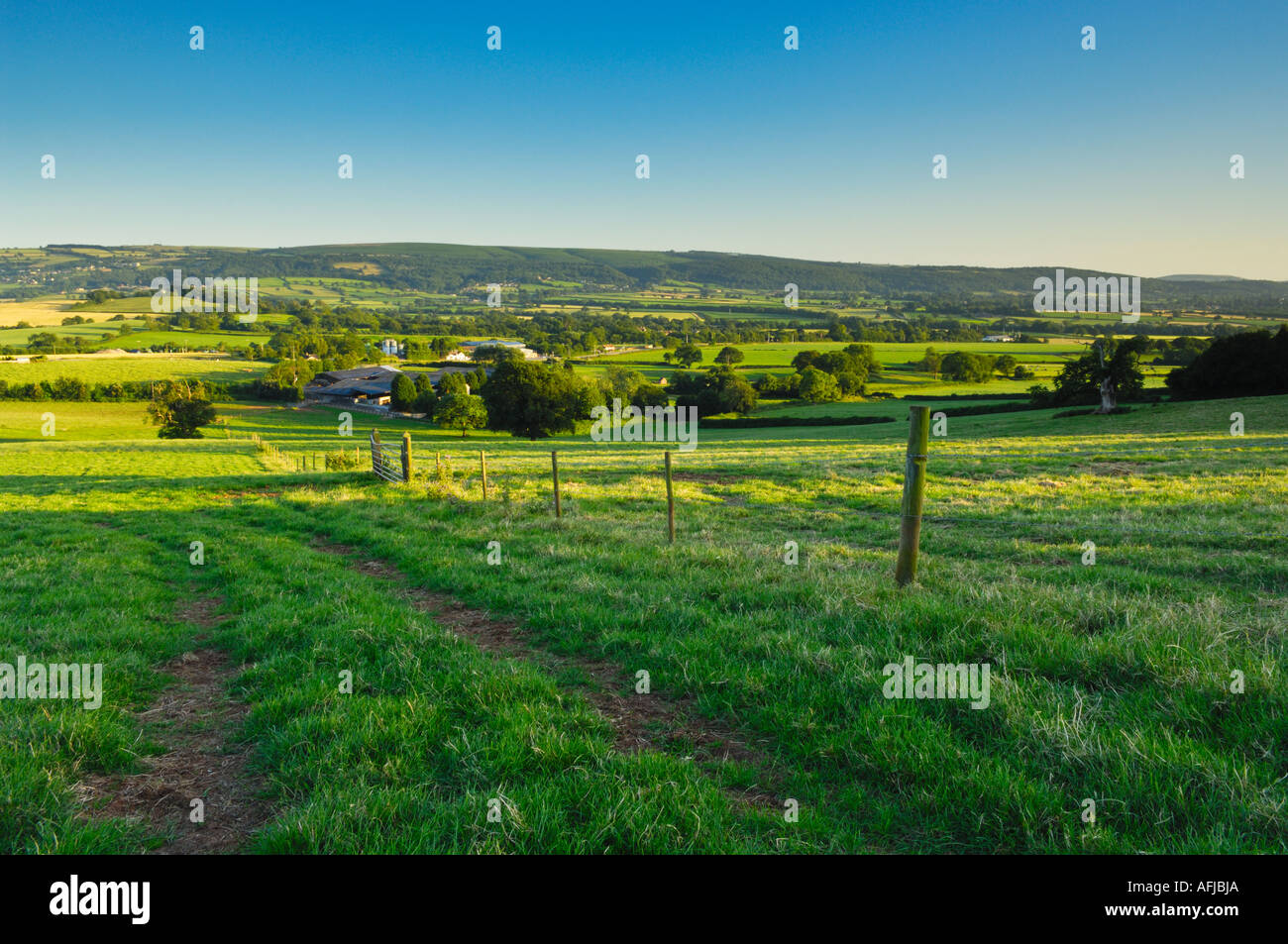 Wrington vale hires stock photography and images Alamy