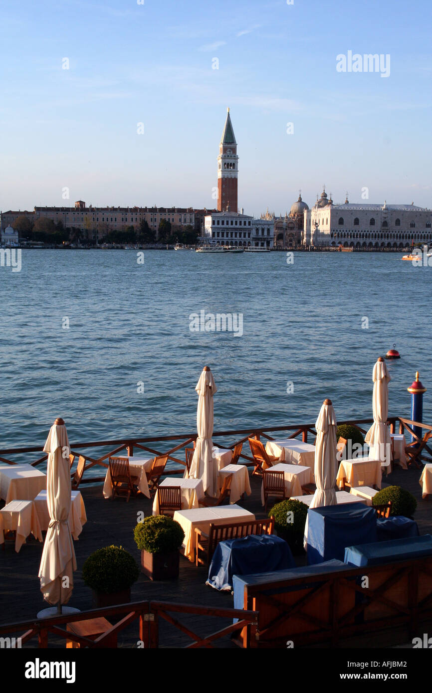 Cips club hi-res stock photography and images - Alamy