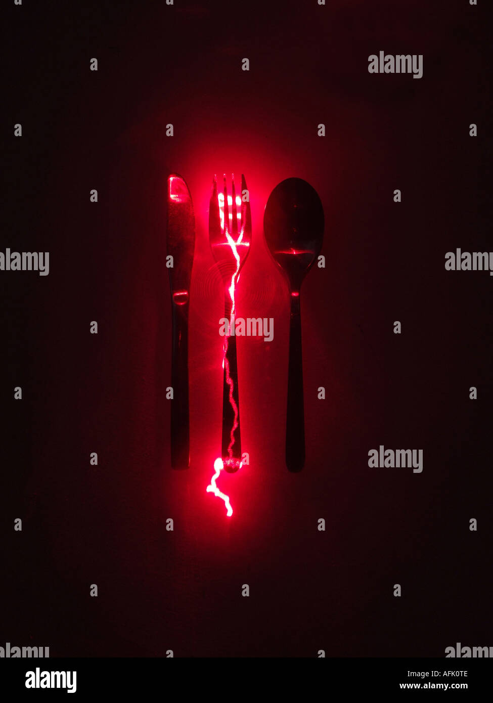 Bolt of lightning hi-res stock photography and images - Alamy