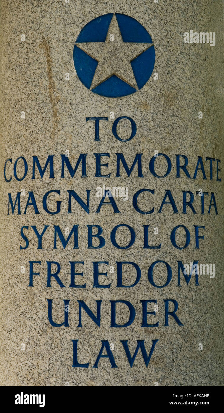 To Commemorate Magna Carta Symbol of Freedom Under Law, inscription plaque at Magna Carta Memorial, Runnymede Surrey England 2006 2000s UK HOMER SYKES Stock Photo