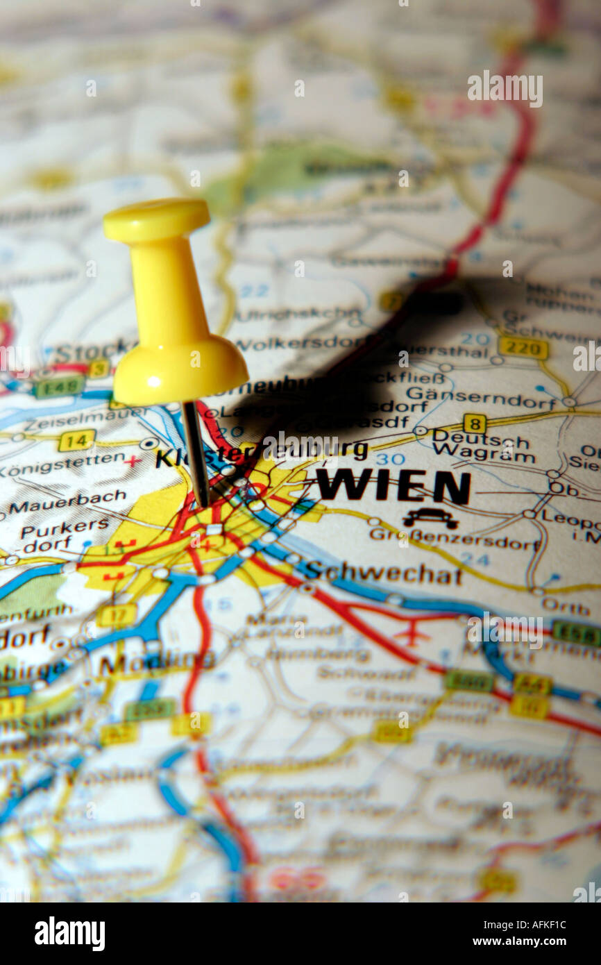 Map Pin pointing to Vienna on a road map Stock Photo