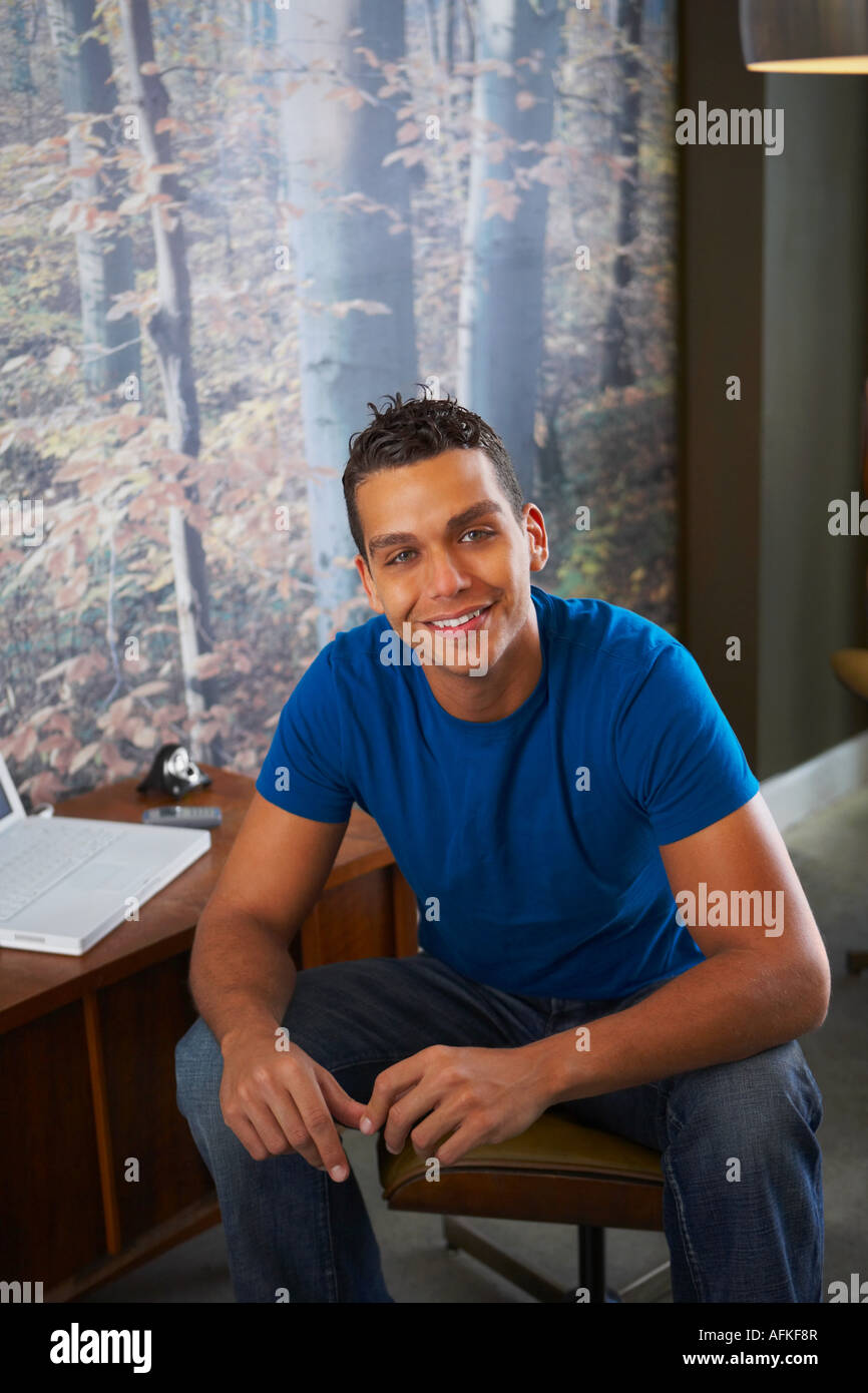 Portrait of a young man smiling Stock Photo - Alamy