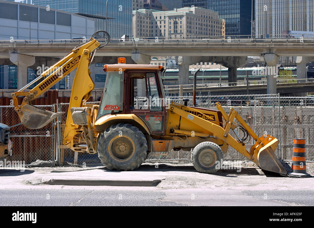 Excavator construction hi-res stock photography and images - Alamy