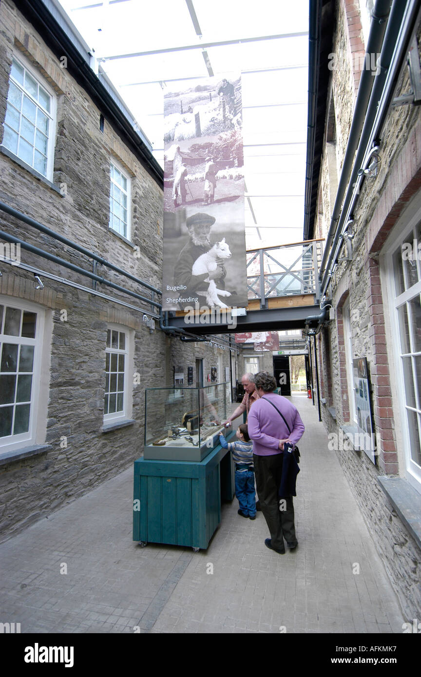 The Welsh Woolen Museum Amgueddfa Gwlan Cymru Drefach Felindre