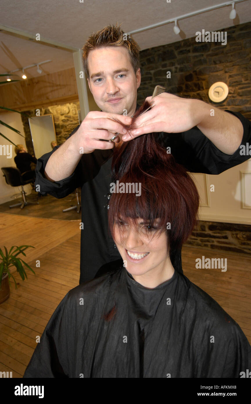 Uk hairdresser hires stock photography and images Alamy