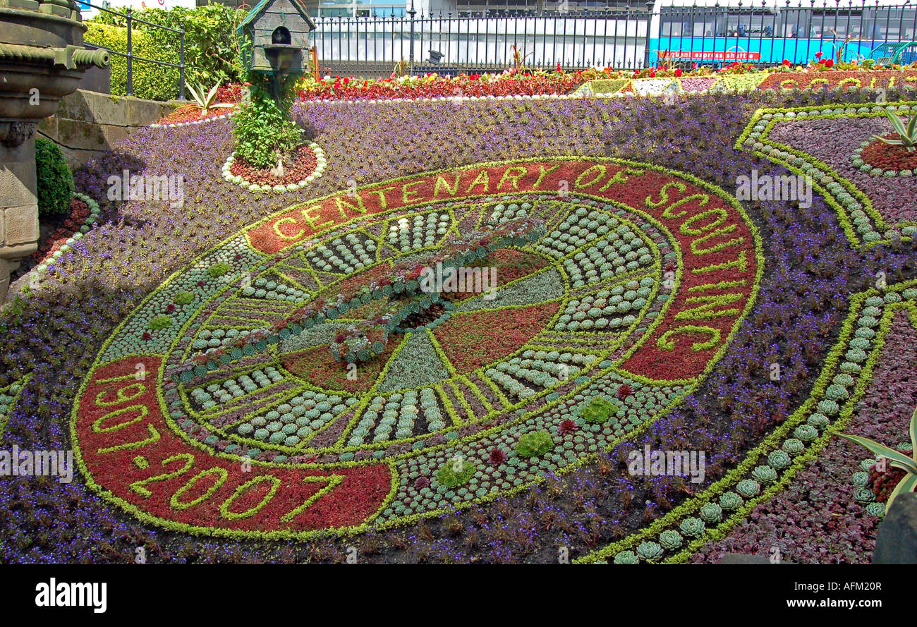 The Floral Clock in Princes Street Gardens, Edinburgh Stock Photo Alamy