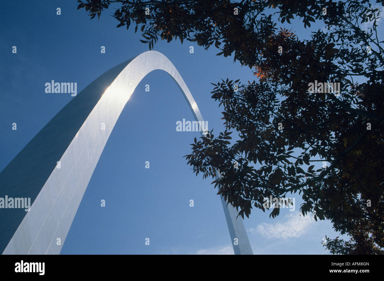 Mississippi river st louis arch hi-res stock photography and images - Alamy
