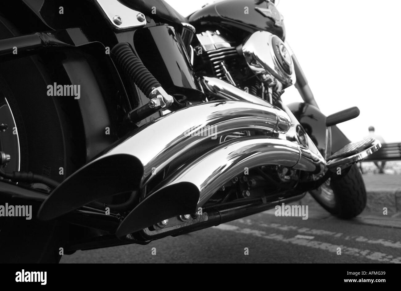 slash cut motorcycle exhaust