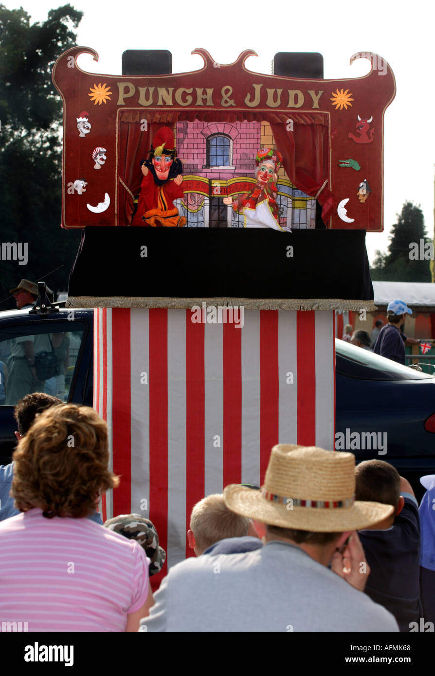 Punch and Judy Puppet Show Stock Photo Alamy