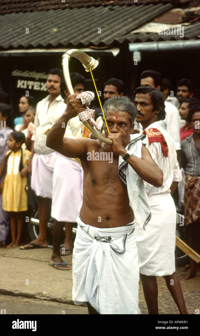 Kombu instrument hi-res stock photography and images - Alamy, image size:829x1390