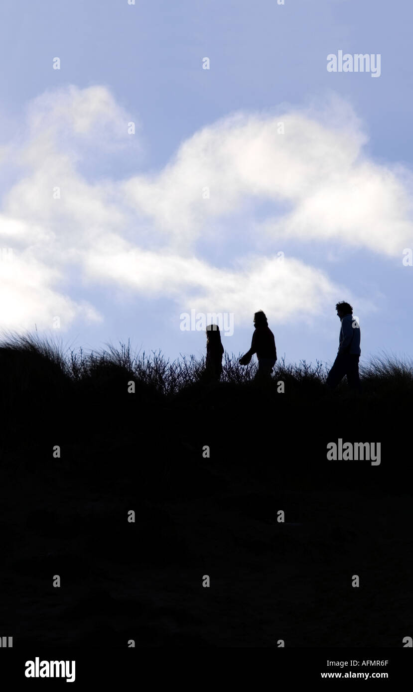 Silhouette of people walking hi-res stock photography and images - Alamy