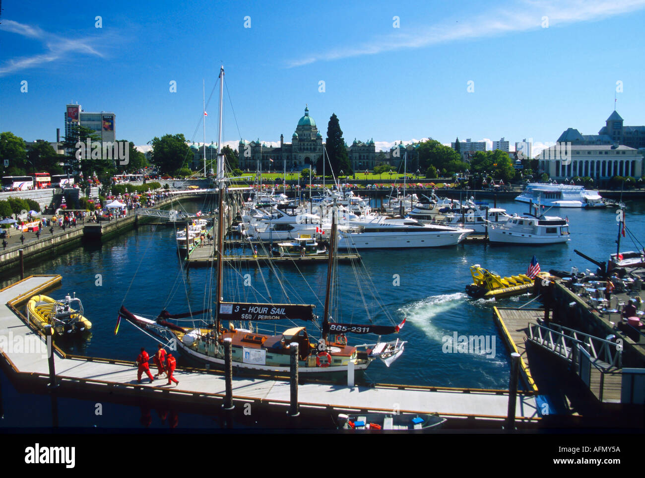Downtown victoria hi-res stock photography and images - Alamy