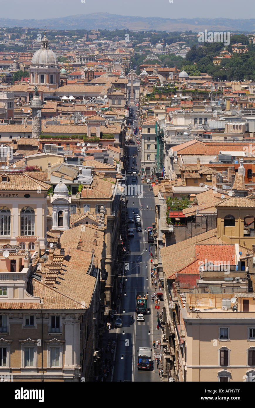 Rome Italy Via del Corso Rome s main shopping street stretches from Piazza Venezia to Piazza del
