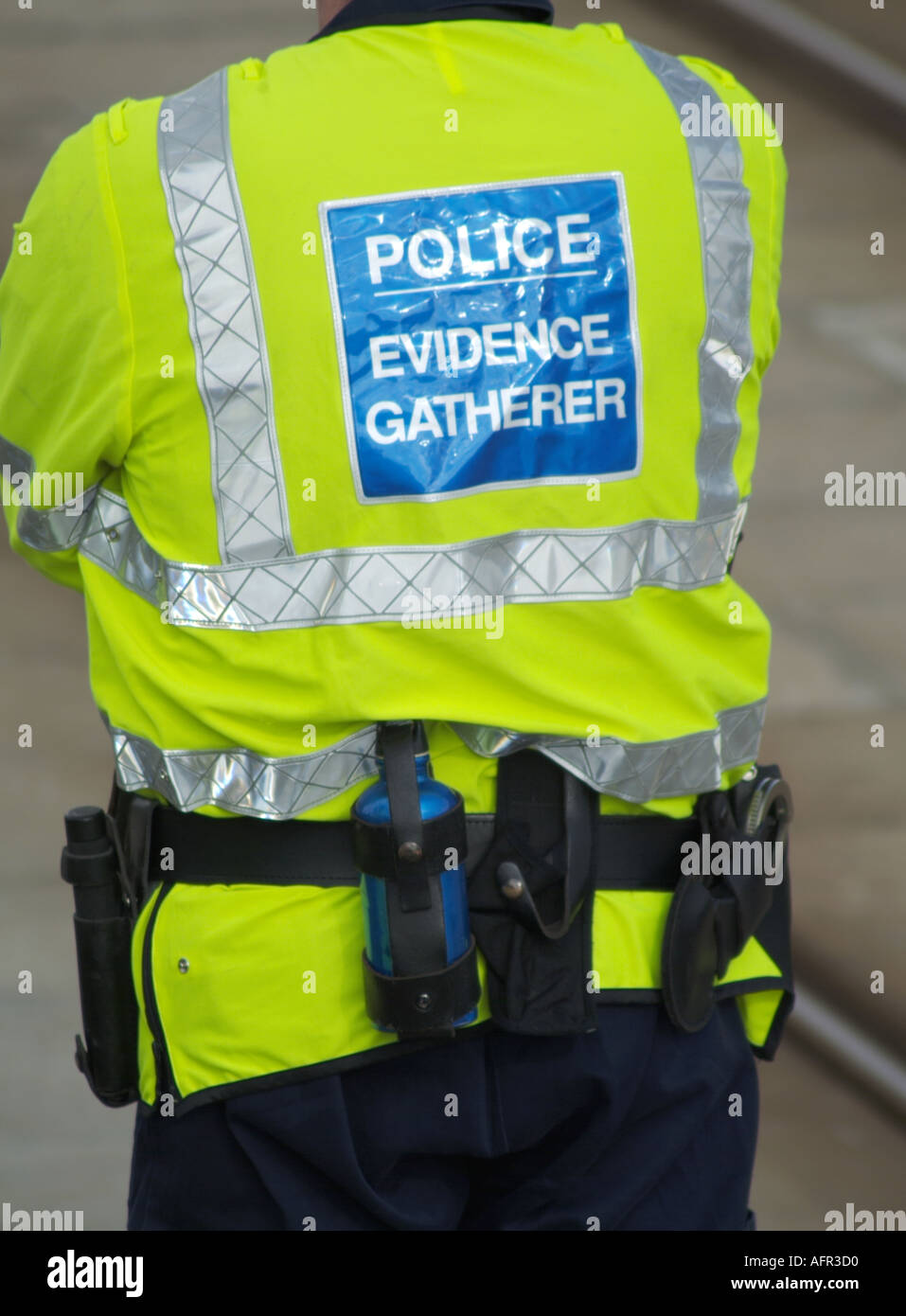 Police evidence gatherer hi-res stock photography and images - Alamy
