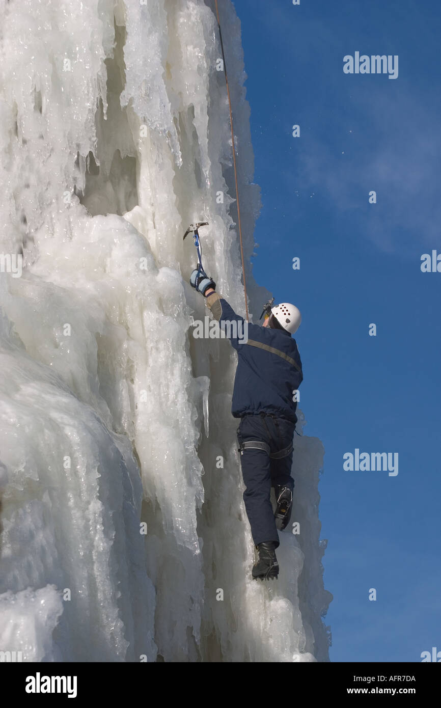 Five axes hi-res stock photography and images - Alamy