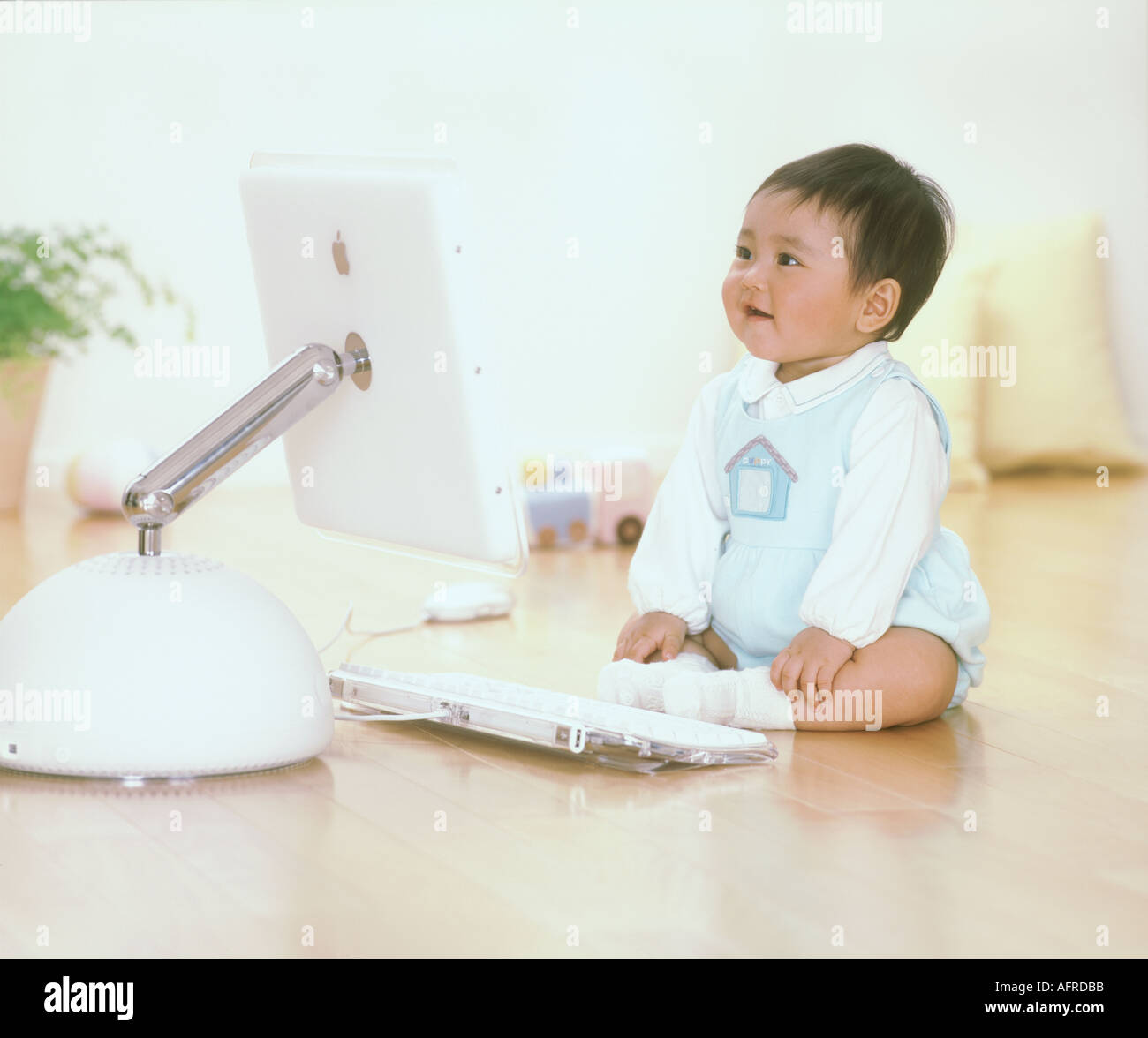 Baby Computer User Baby at computer hi-res stock photography and images - Alamy