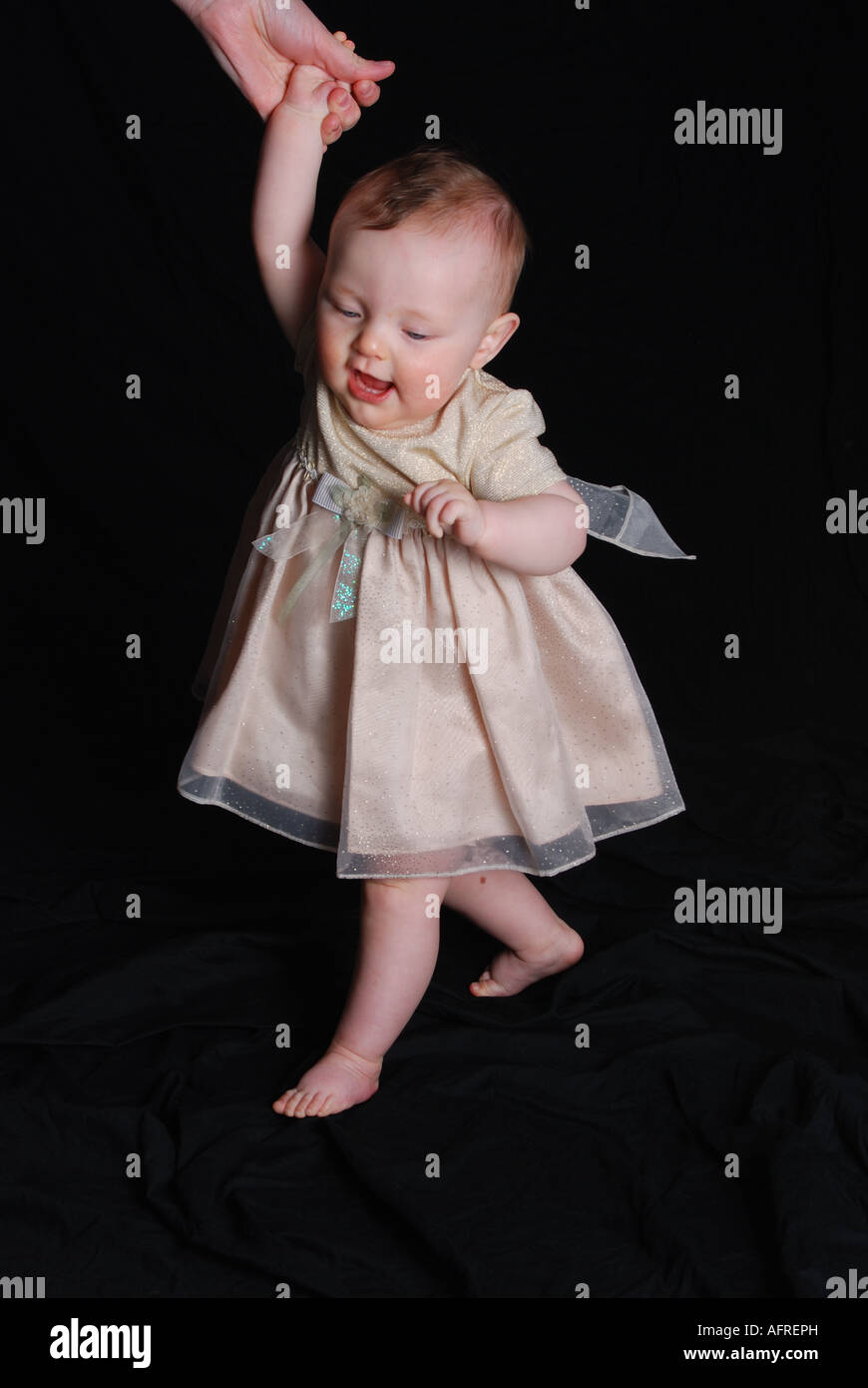can a 7 month old walk