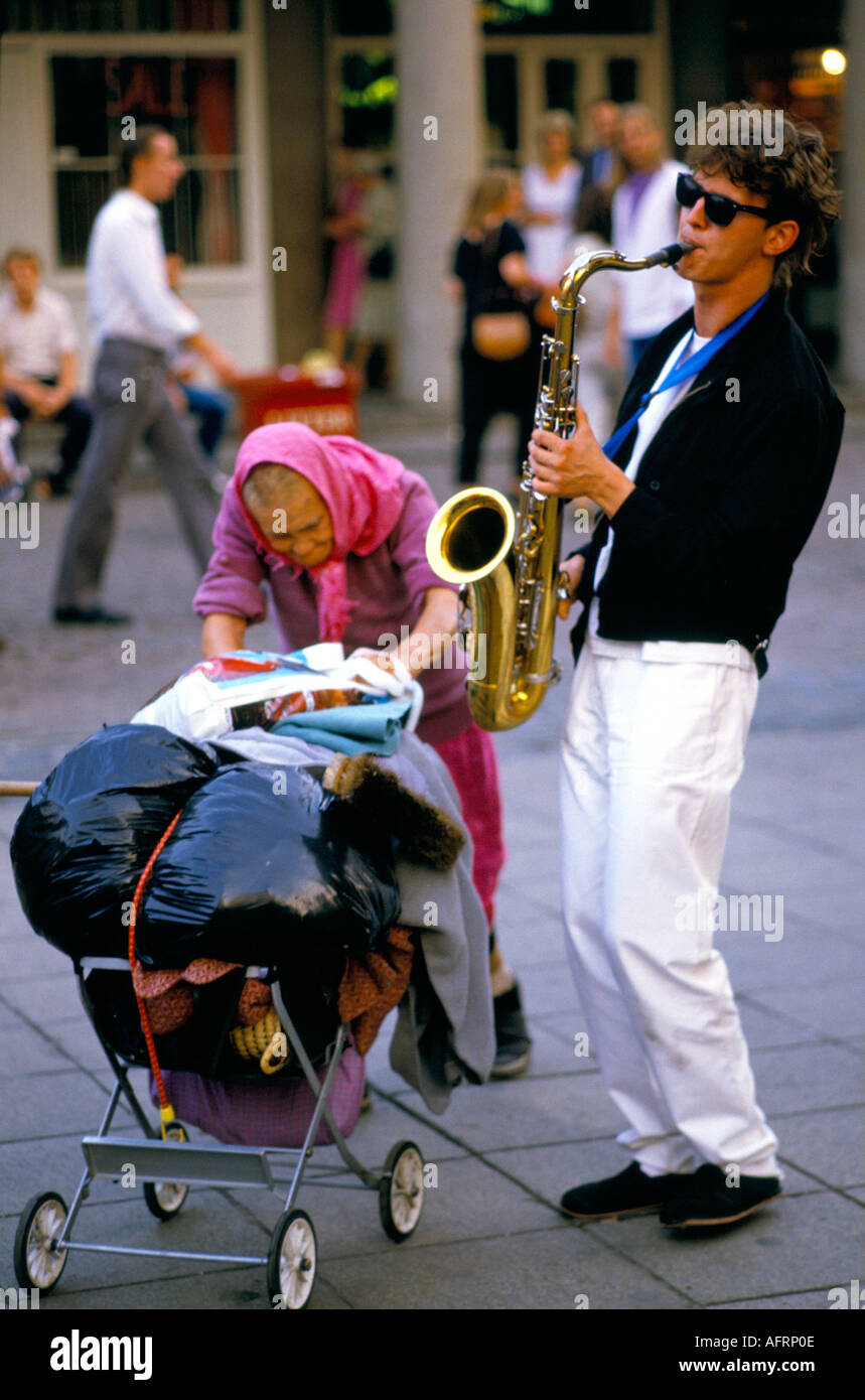 Male Busker London High Resolution Stock Photography and Images - Alamy