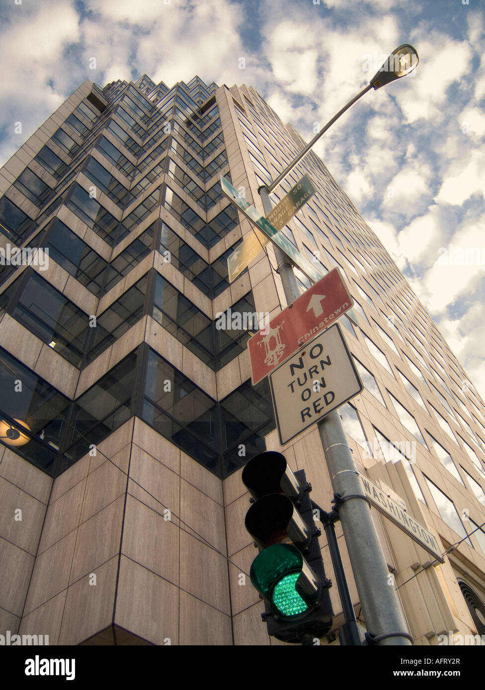 Montgomery Washington Tower (1983). Financial District. San Francisco California USA Stock Photo