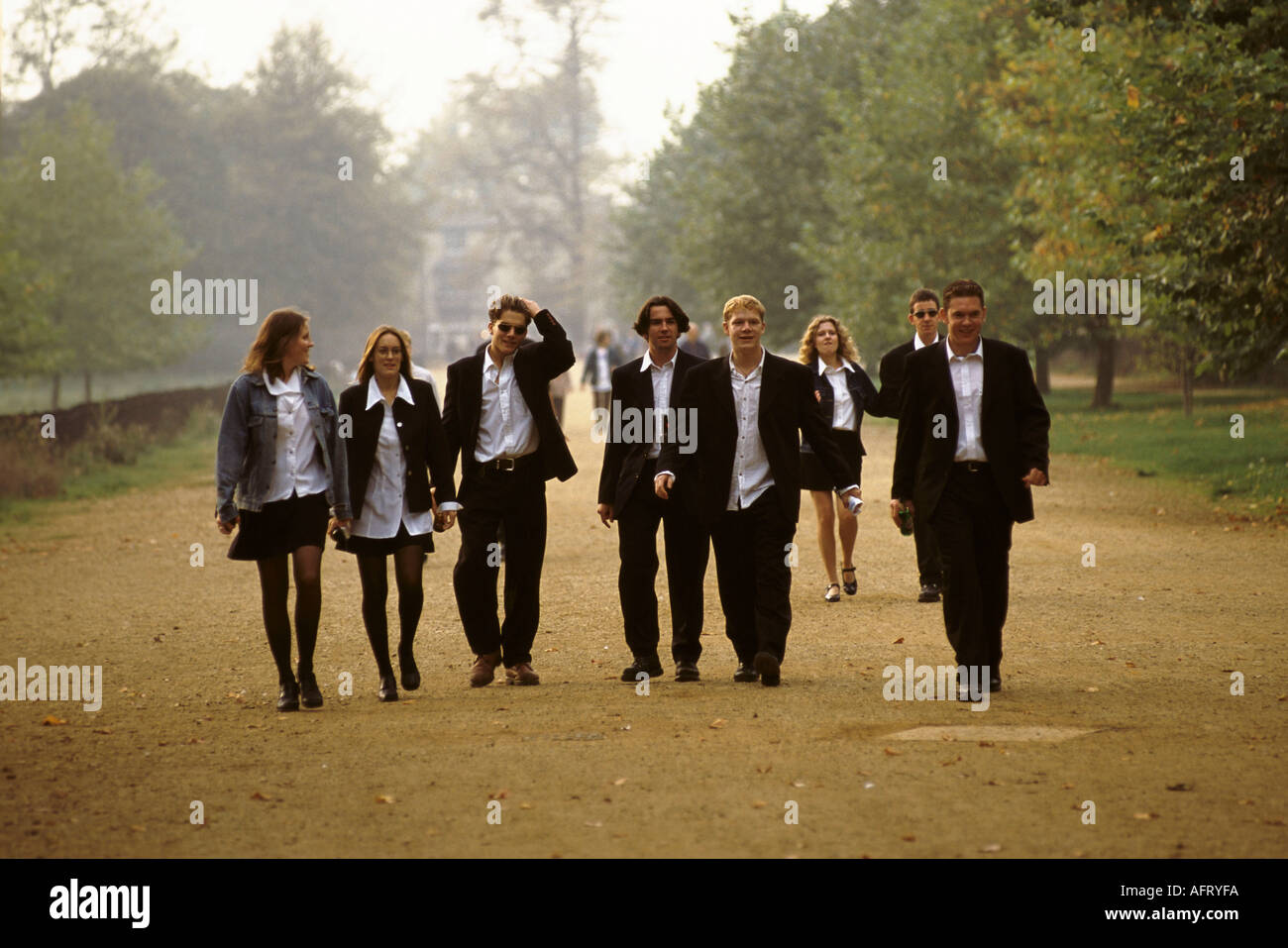 Oxford university students in the Broad Walk by Christ Church College Meadow 1990s 1995  HOMER SYKES Stock Photo