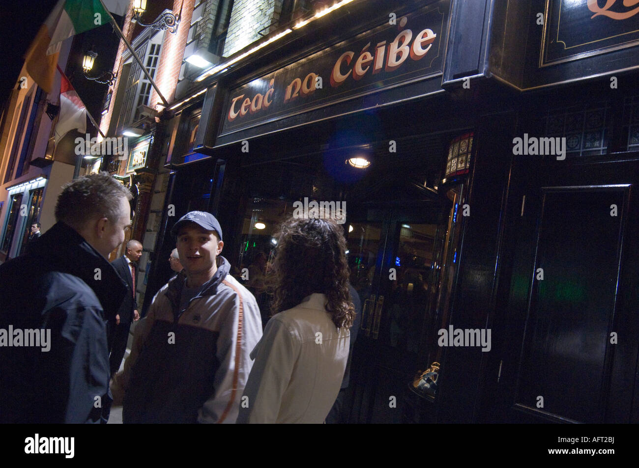The Quays bar Temple Bar Dublin Stock Photo Alamy
