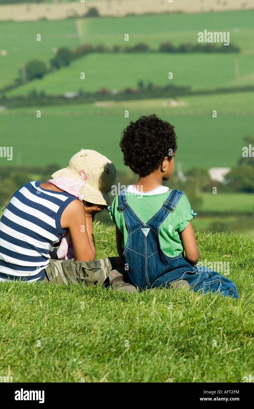 Girls on hill hi-res stock photography and images - Alamy