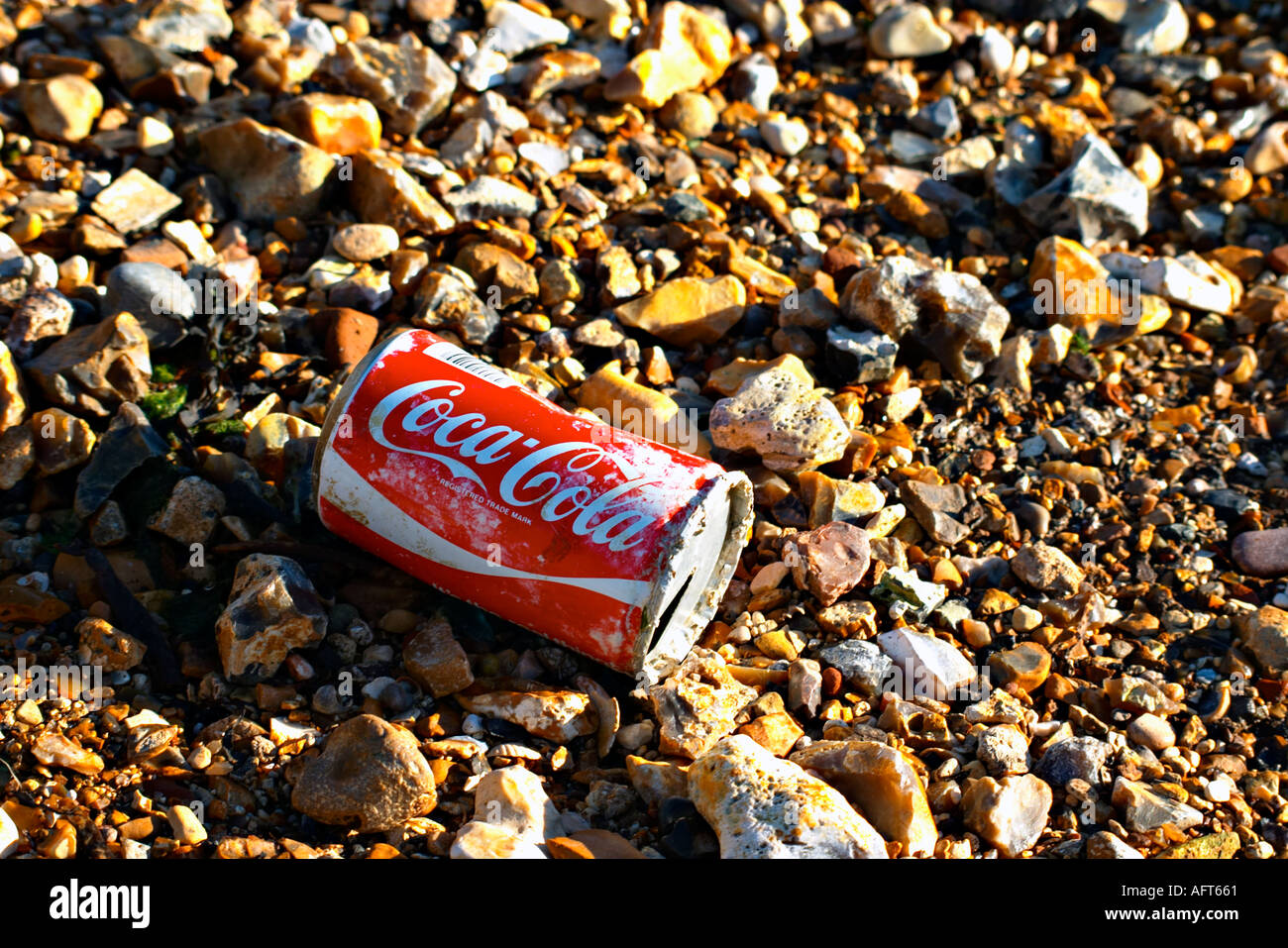 coke coca cola can rubbish litter waste packaging trash Stock Photo Alamy
