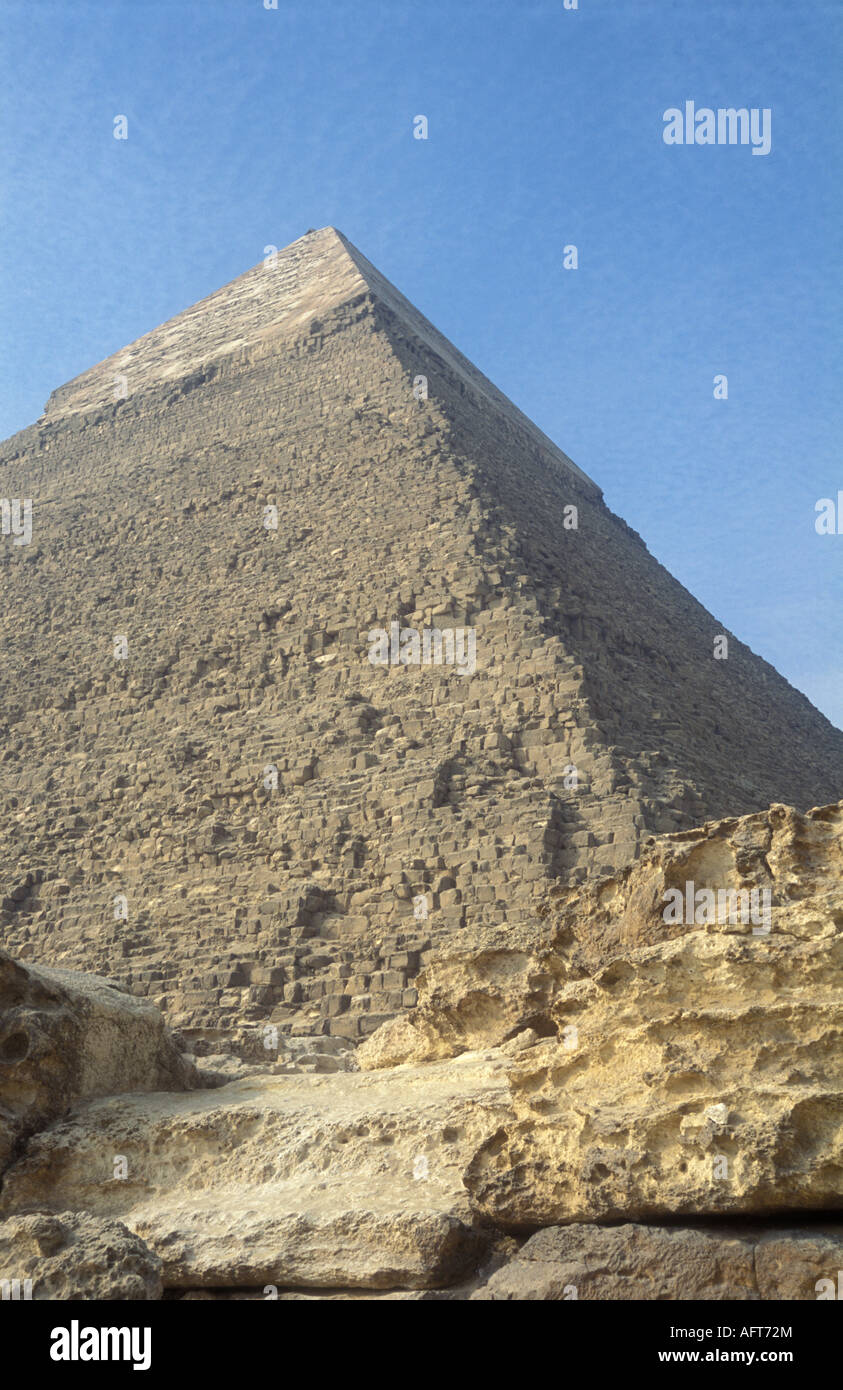 Khafres pyramid hi-res stock photography and images - Alamy