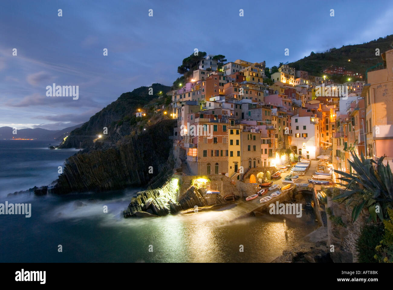 Evening At Riomaggiore Cinque Terre Italy Stock Photo Alamy Evening At Riomaggiore Cinque Terre Italy Stock Photo Alamy