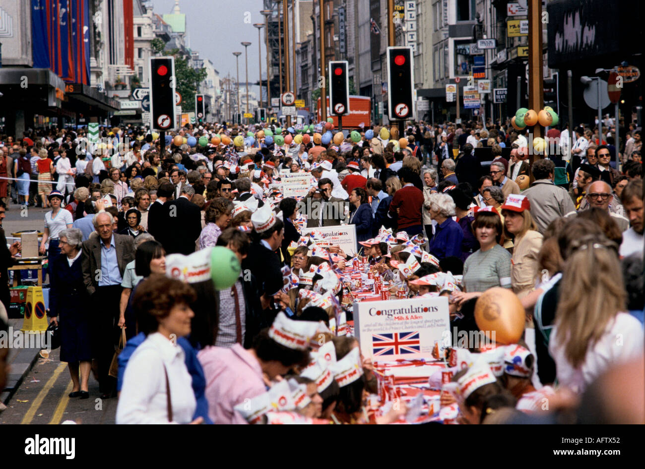 Queens Silver Jubilee 1977 Oxford street children’s Street party