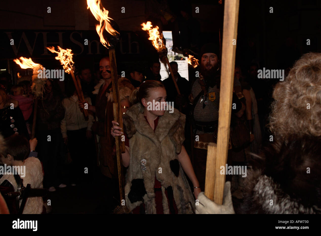 Bonfire traditions uk hi-res stock photography and images - Alamy