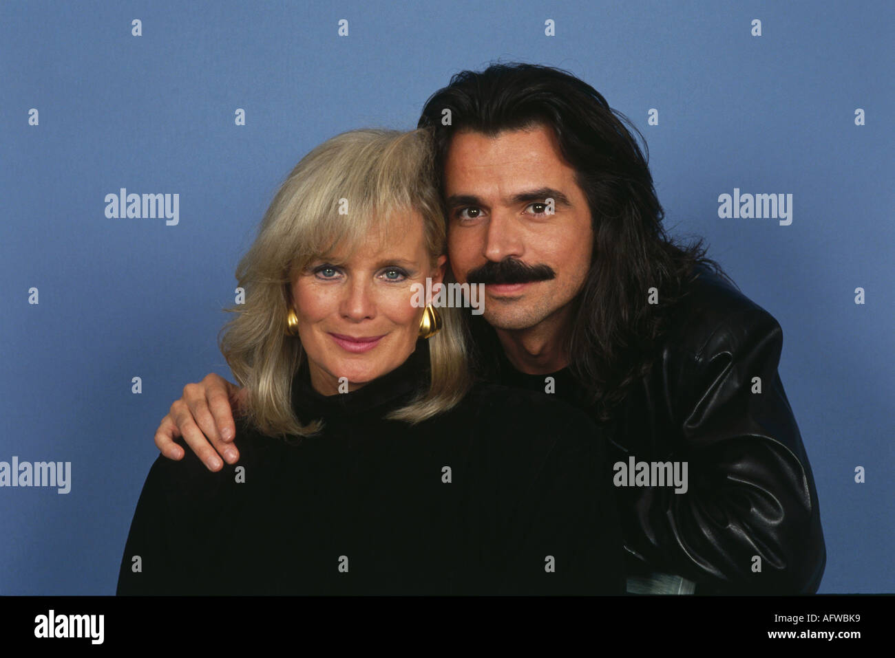 Evans, Linda, * 18.11.1942, American actress, portrait, with boyfriend Yanni, Munich, 18.2.1992, Stock Photo