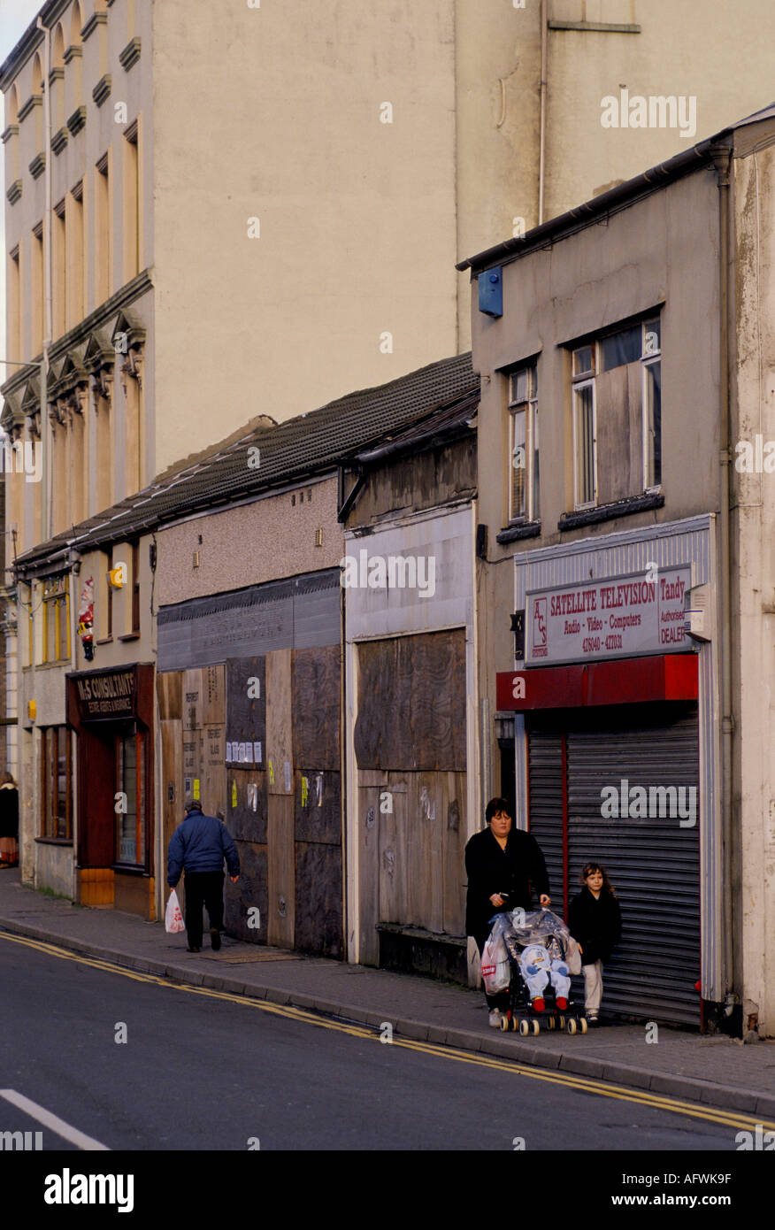 High street shops 1980s hires stock photography and images Alamy