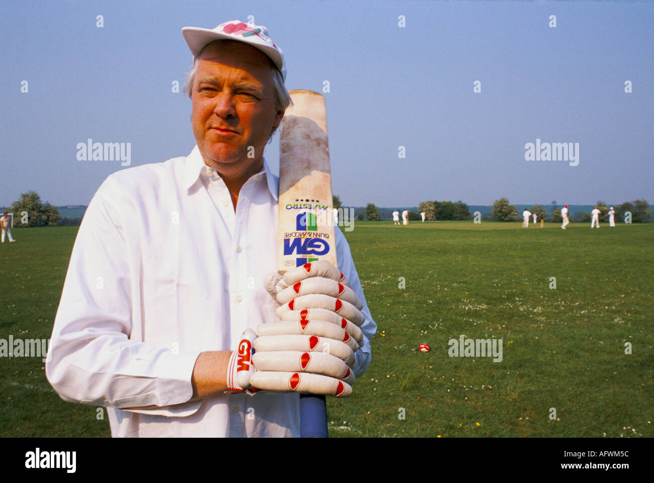 Sir Tim Rice portrait, lyricist and author. Cricket captain of the Heartaches his own team Oxfordshire private estate. 1990 1990s UK HOMER SYKES Stock Photo