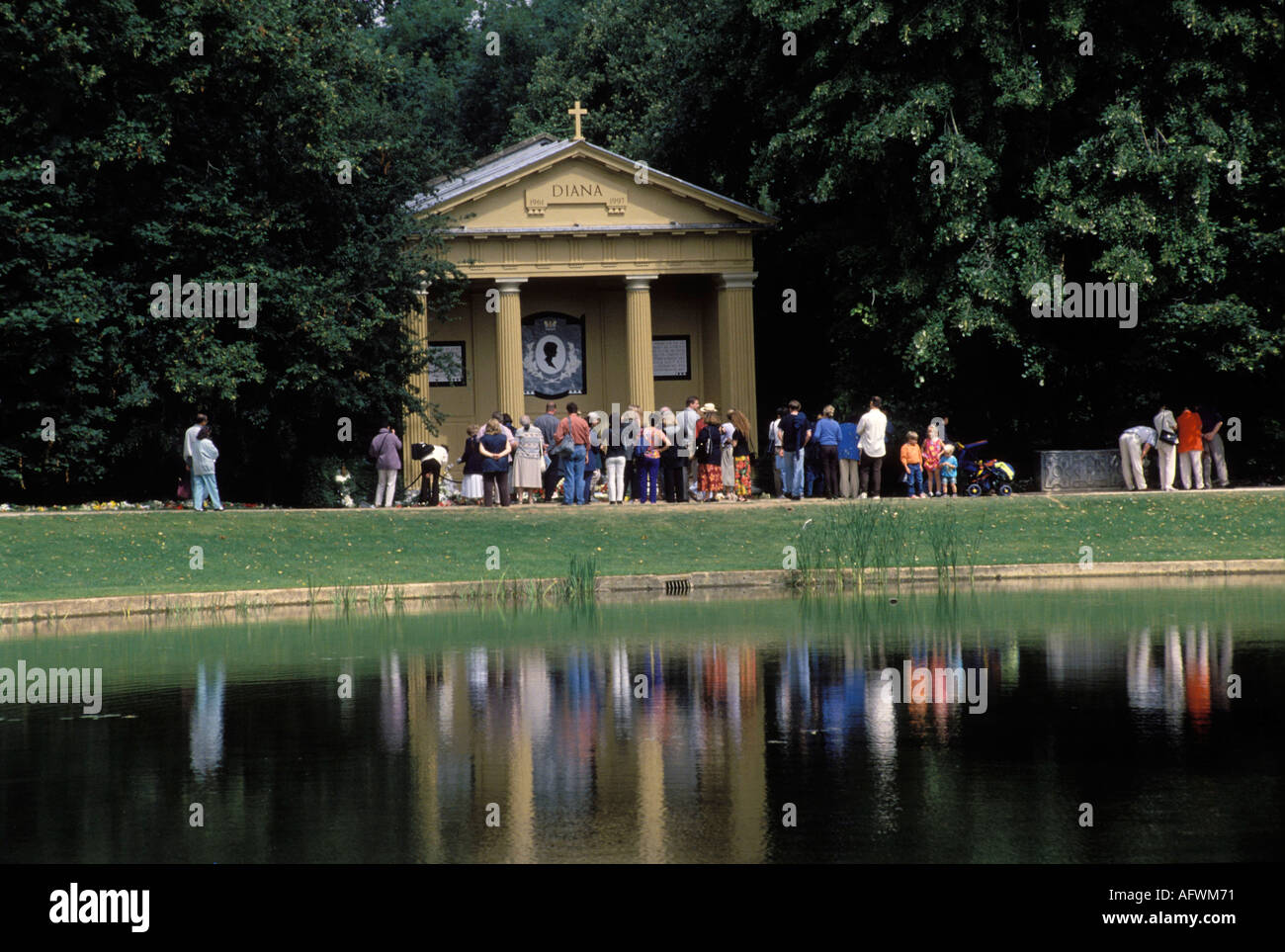 Althrop House Princess Diana Memorial Great Brington Northants 1998