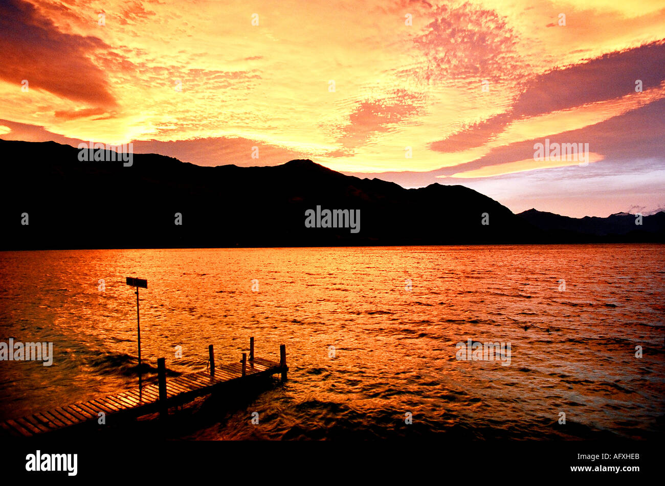 Wanaka new zealand sunset hi-res stock photography and images - Alamy