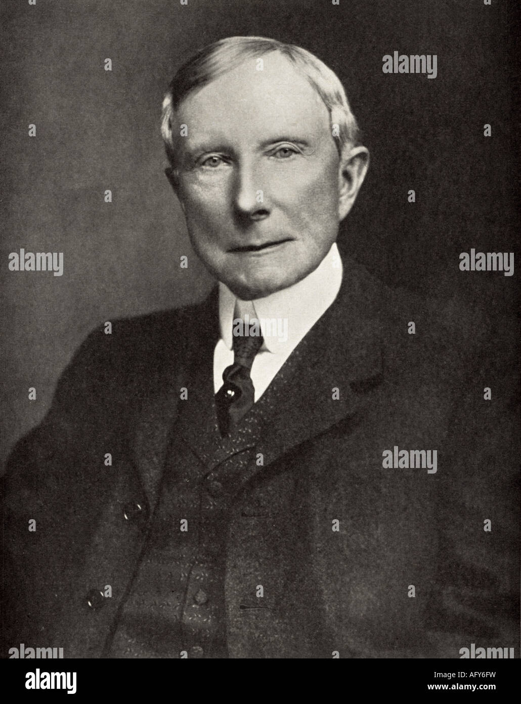 JOHN D ROCKEFELLER US oil magnate in 1935 Stock Photo Alamy