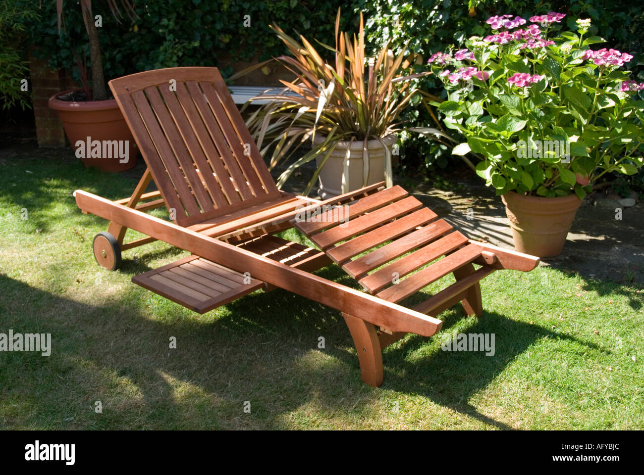 garden lounger chair