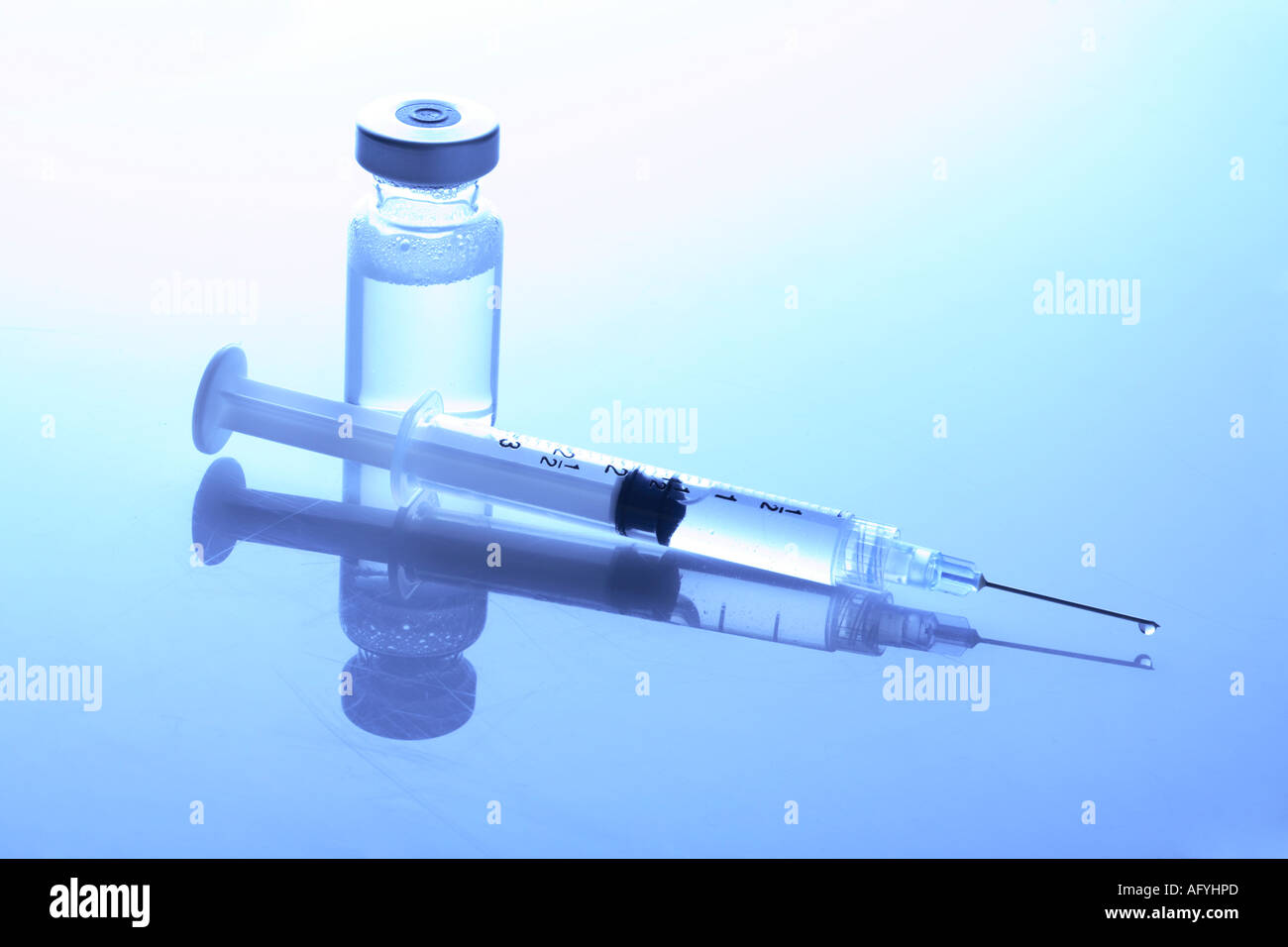 Syringe and Medicine Bottle Stock Photo Alamy