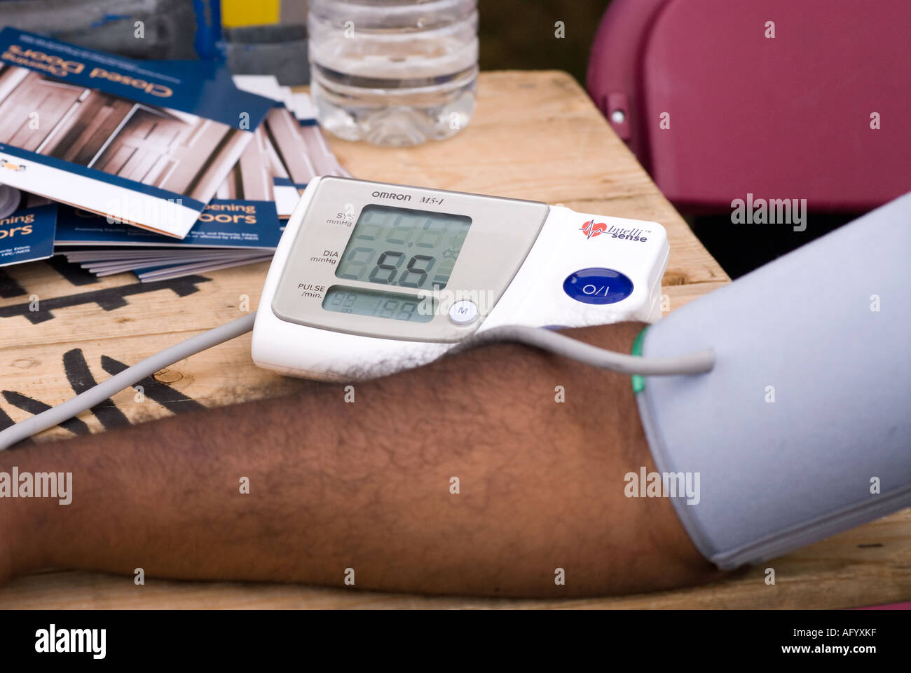 Blood pressure man numbers hi-res stock photography and images - Alamy