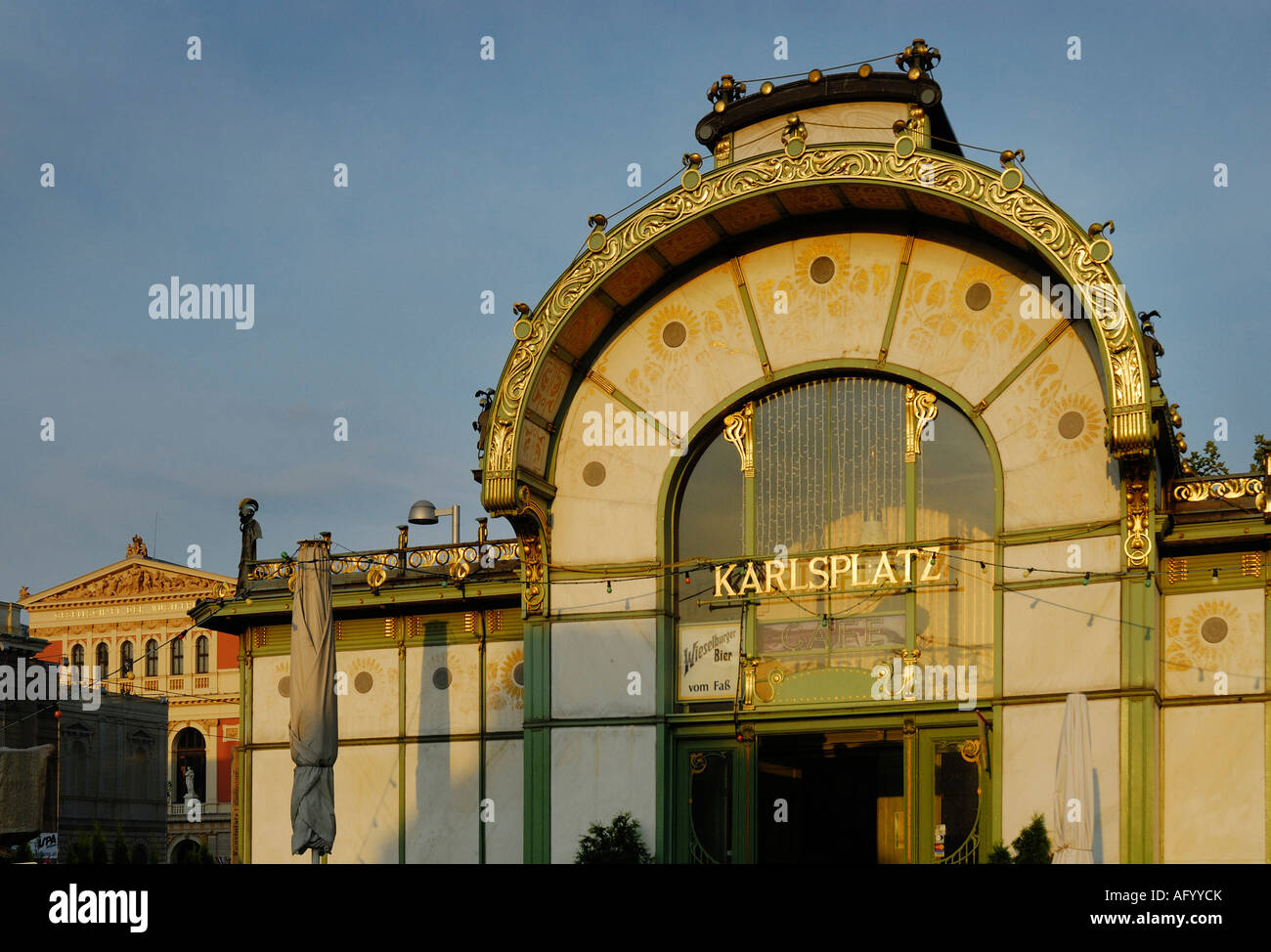 VIENNA. KARLSPLATZ METRO STATION, OTTO WAGNER PAVILION. VIENNA, AUSTRIA Stock Photo