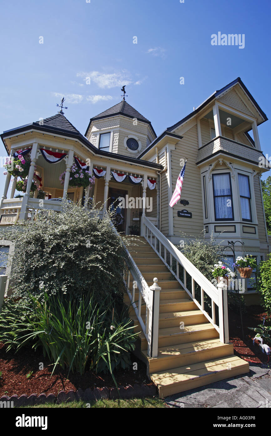 Train House Inn, 1886 Samuel Train National Historic Home, Bed and