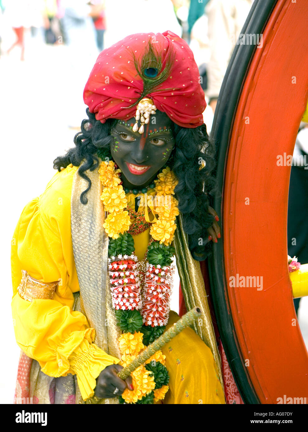Young lady poses as Indian Deity in Trafalgar Square, London Rathayatra 2007 (Carnival of Chariots) Stock Photo