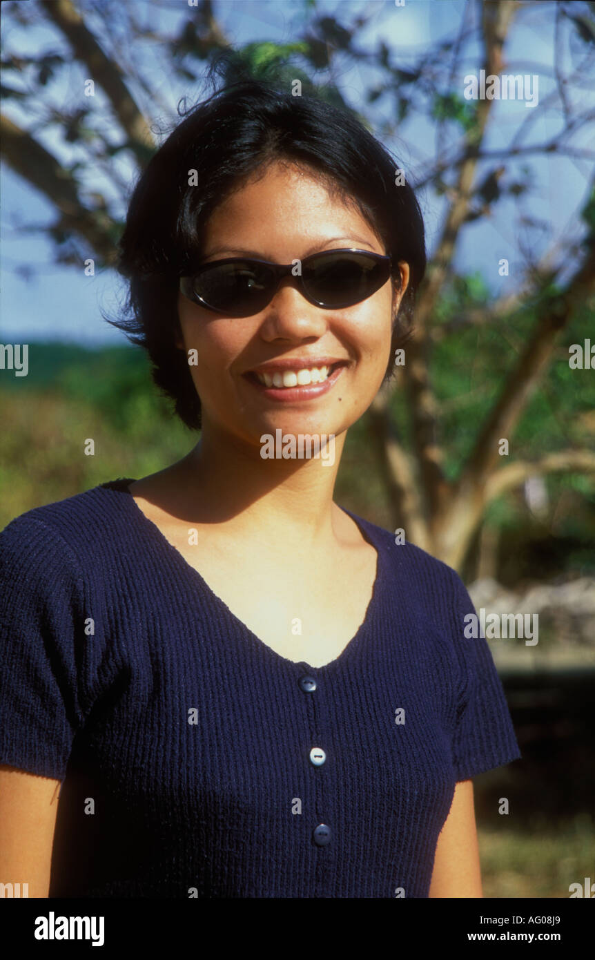 Woman Filipina Sunglasses High Resolution Stock Photography and Images -  Alamy