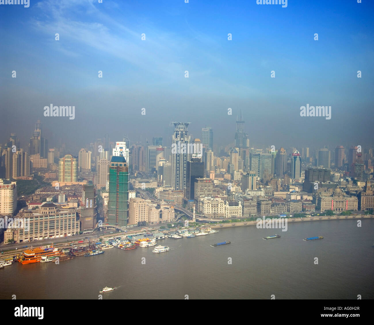Shanghai Skyscrapers across Huangpu River with landmark JingMao ...
