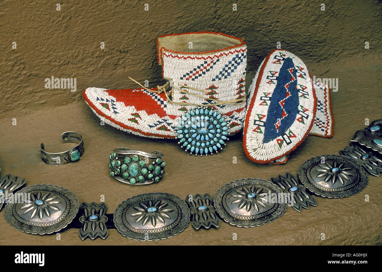 Ancient mexico jewelry hi-res stock photography and images - Alamy