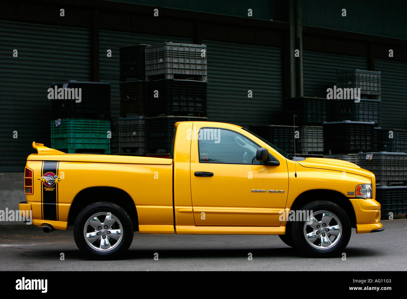 Dodge ram rumble bee hi-res stock photography and images - Alamy