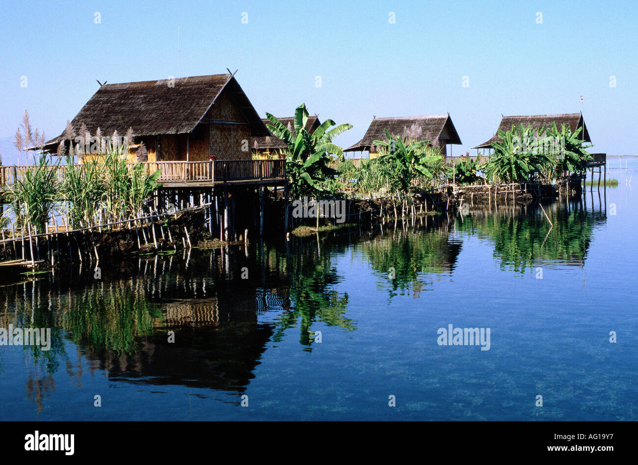 geography / travel, Myanmar, landscape / landscapes, Lake Inle, stilt ...
