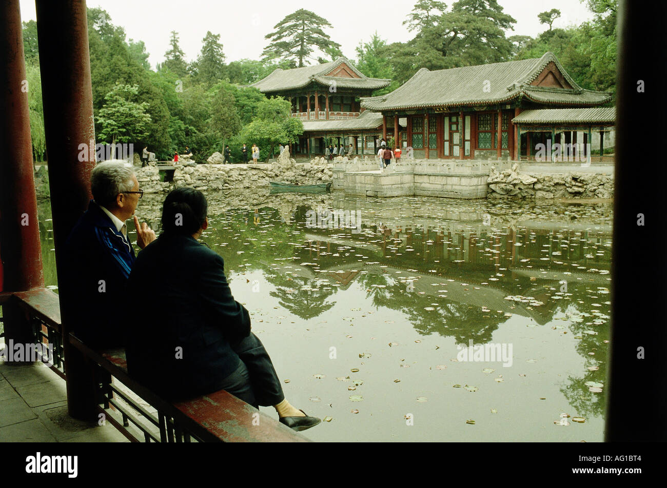 geography / travel, China, Beijing, buildings, New Summer Palace, (Yiheyuan), Kunming Lake, tourists in foreground, exterior view, Additional-Rights-Clearance-Info-Not-Available Stock Photo